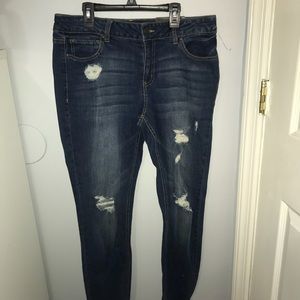 Dark denim skinny boyfriend ripped jeans